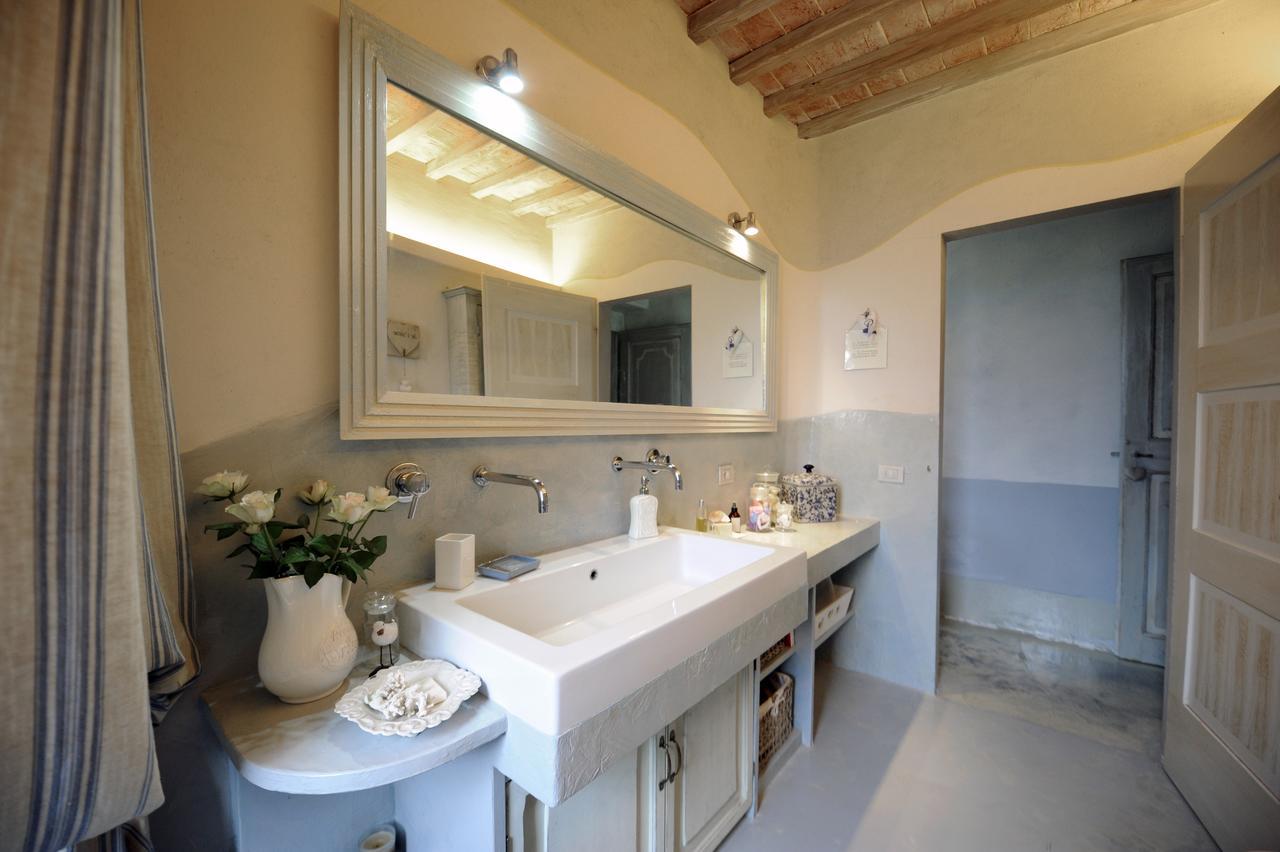 La Casa Di Arianna Bed & Breakfast Casole dʼElsa Екстериор снимка